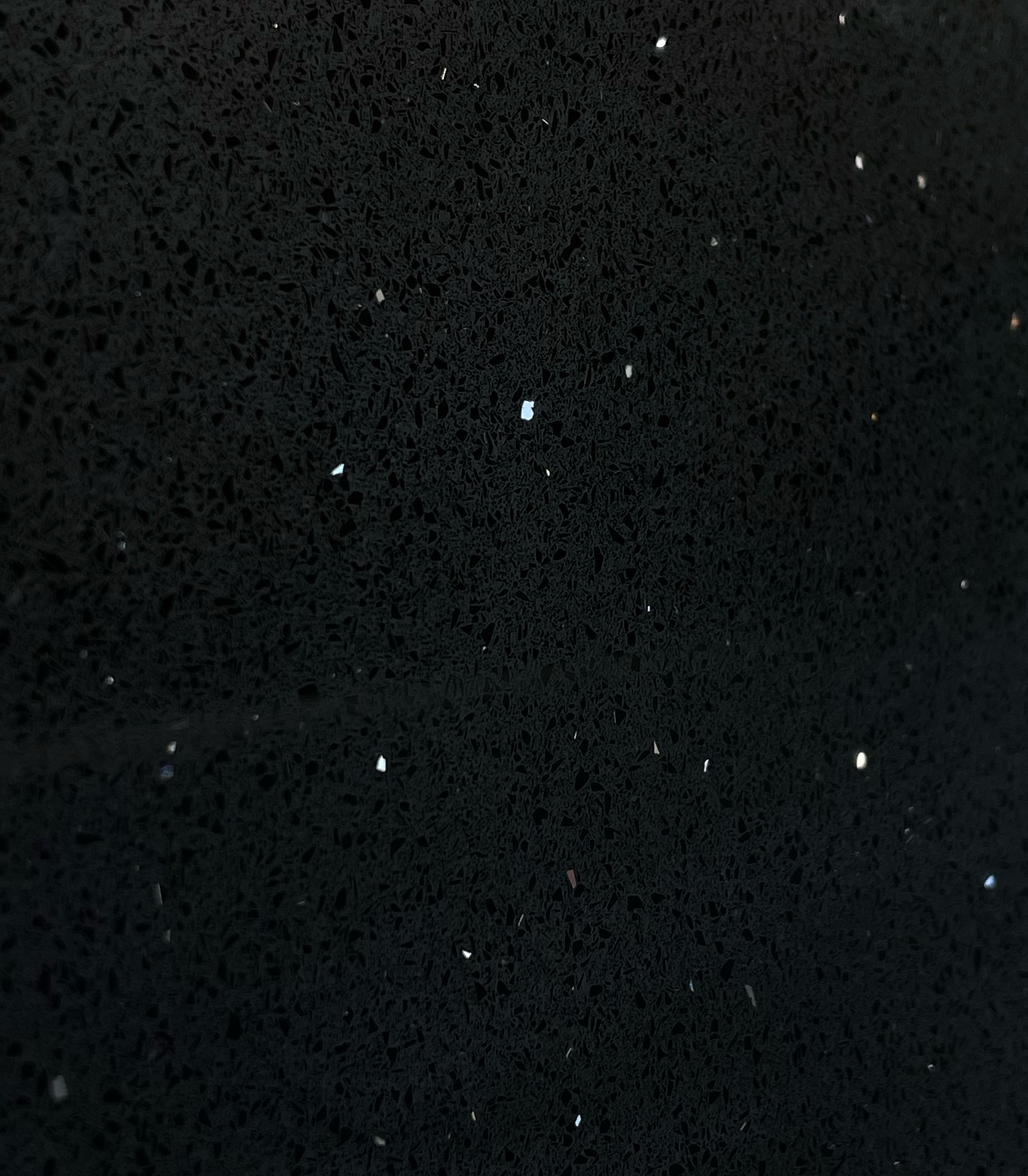 Lustre Black